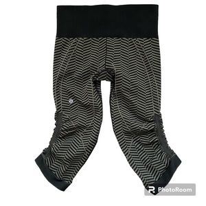 Lululemon In The Flow Crop II Leggings Seamless Ruched Side Chevron Print Sz 6